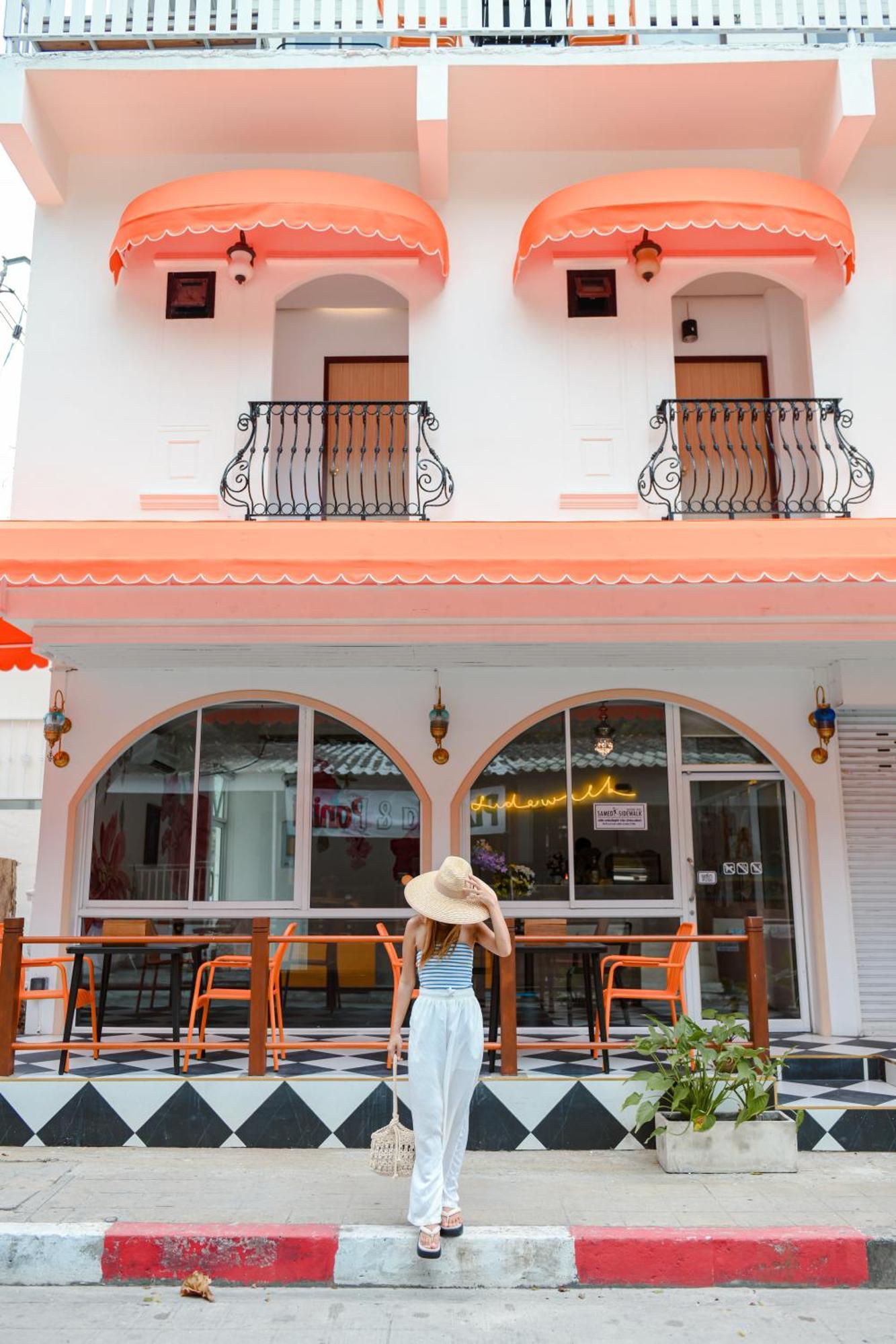 Sidewalk Boutique Hotel Koh Samet Exteriör bild