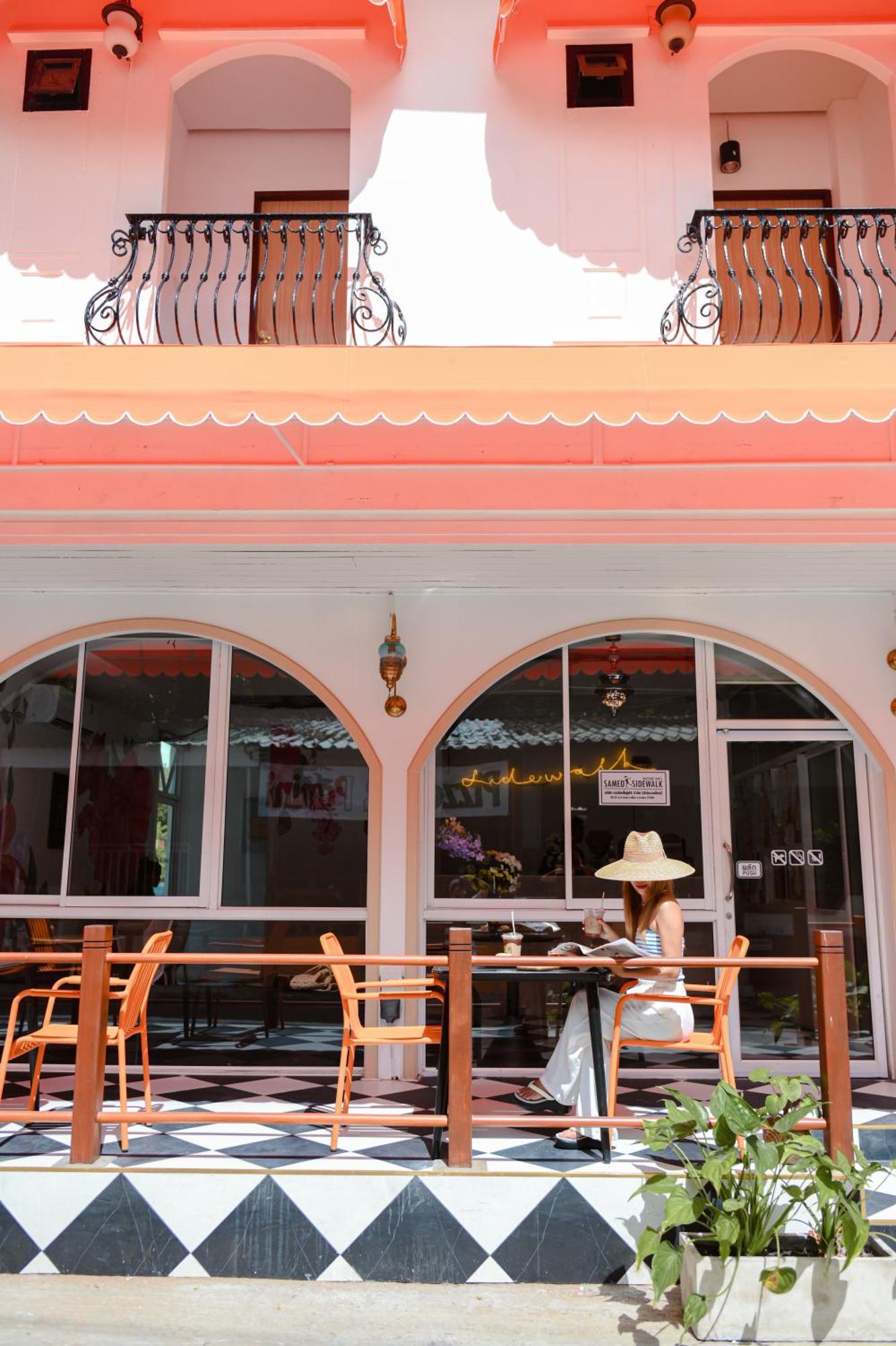 Sidewalk Boutique Hotel Koh Samet Exteriör bild